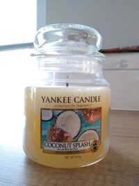 Świeca Yankee Candle Coconut Splash 411g