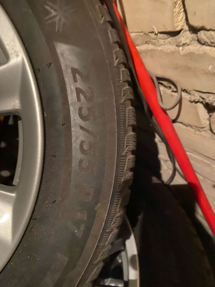 Felgi z oponami BMW 17