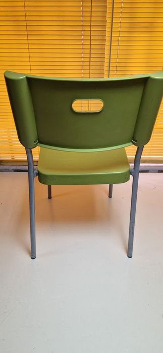 4 cadeiras novas