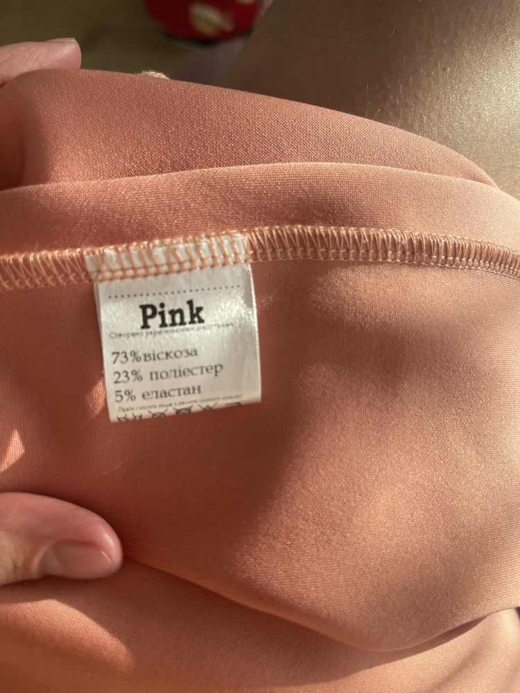 Міні сукня бренду Pink