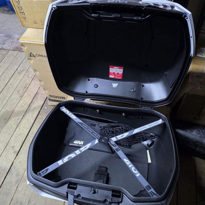 Kufer centralny GIVI 58L MAXIA 5 HONDA z oparciem - wersja limitowana