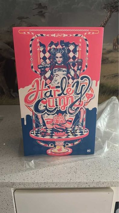 Figura Hot Toys Suicide squad Harley Quinn