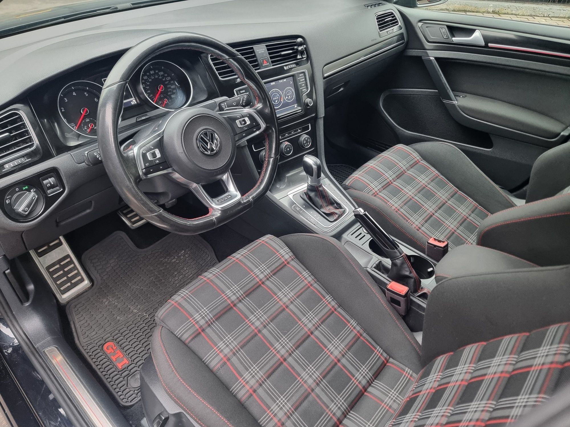 Volkswagen GOLF GTI 2017