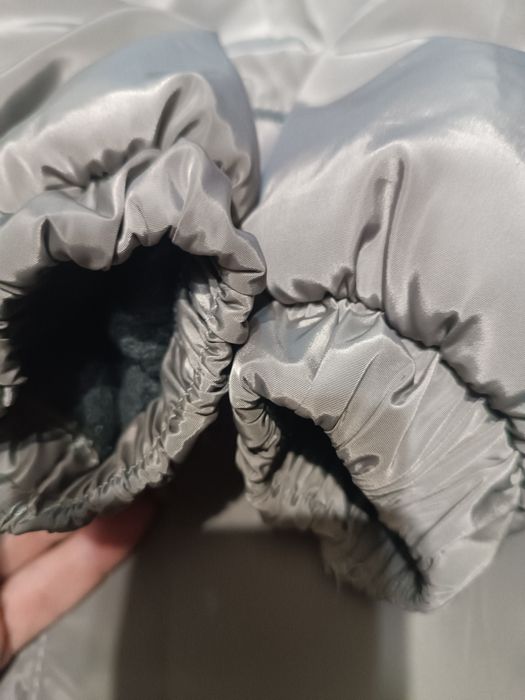 Куртка тепла легка