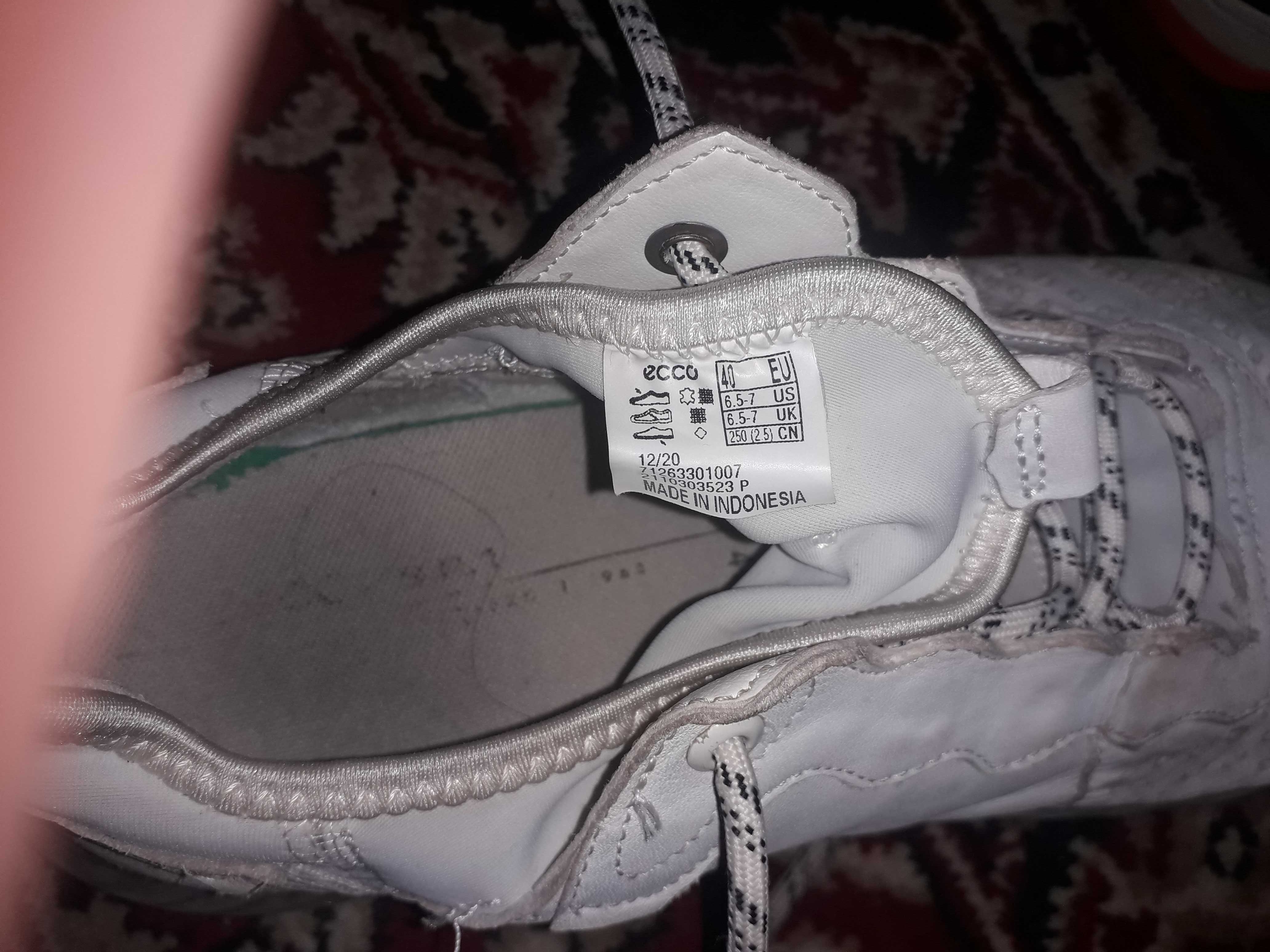 Ecco białe buty damskie