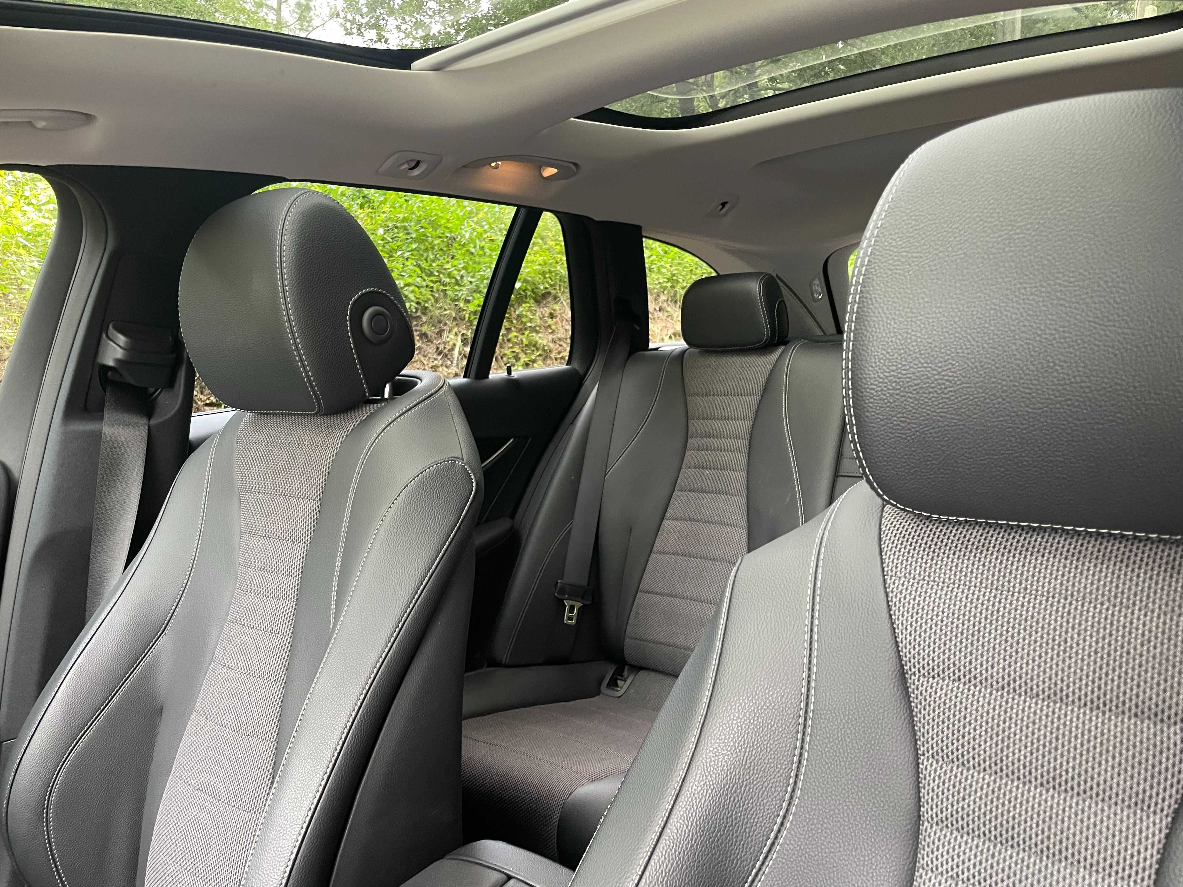 Mercedes-Benz E300de PANO JUNGE STERNE