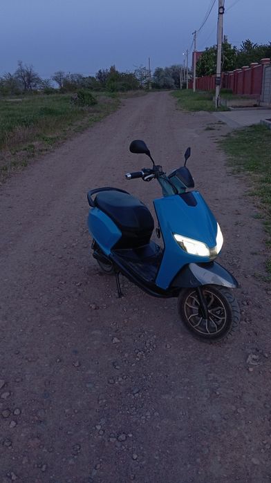 Продам електроскутер Айма М3 з пробігом по Україні
Продам  Aima M