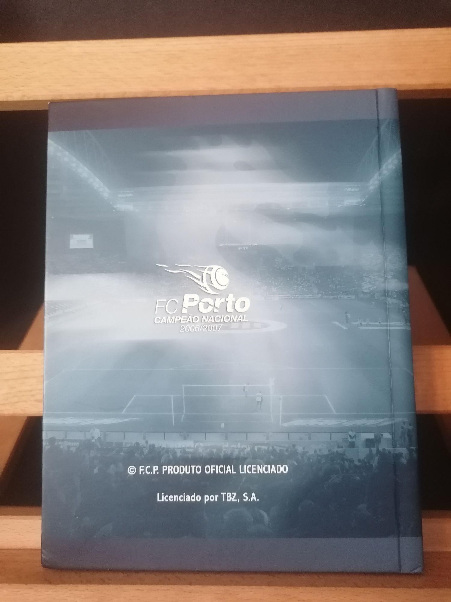 Álbum fotográfico do clube de futebol FC Porto referente ao 22° título