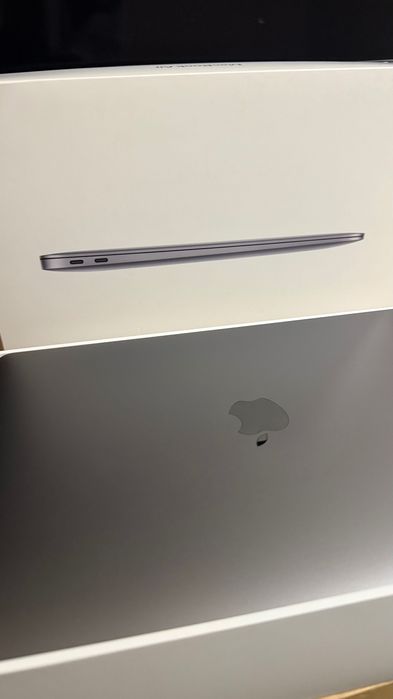 MacBook Air 13” M1 2020 bateria 91%