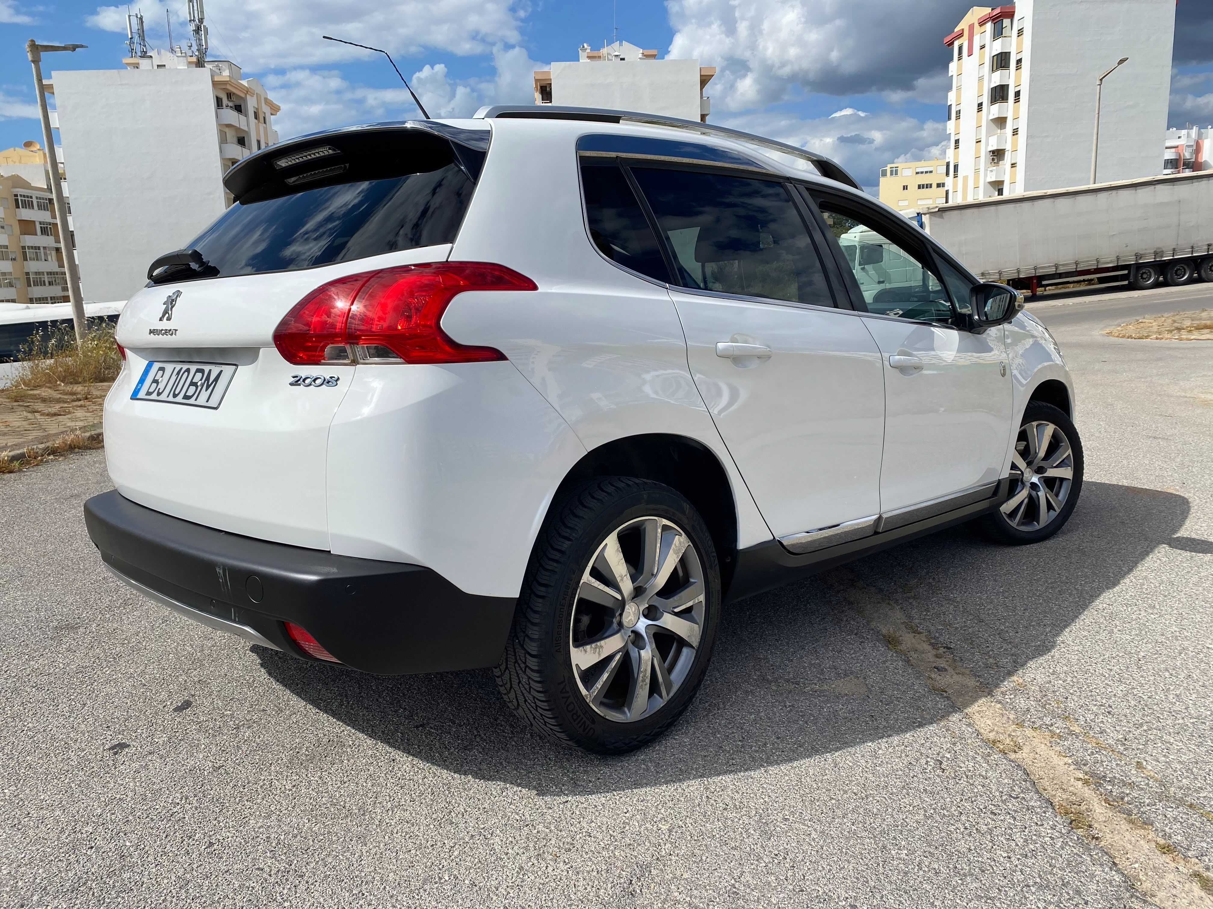 Peugeot 2008 1.2 PureTech Crossway 159€/Mês