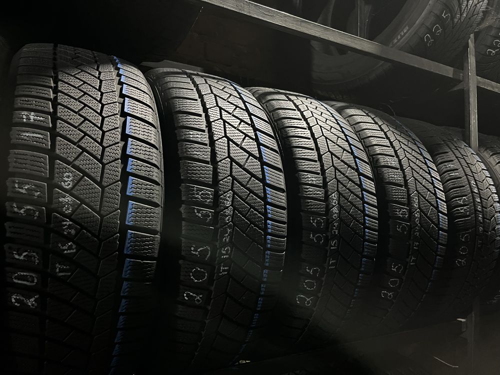 Продам гуму 215 50 17 шиномонтаж