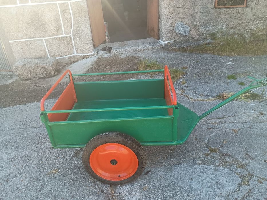 Carrinho lavrador com travão novo
