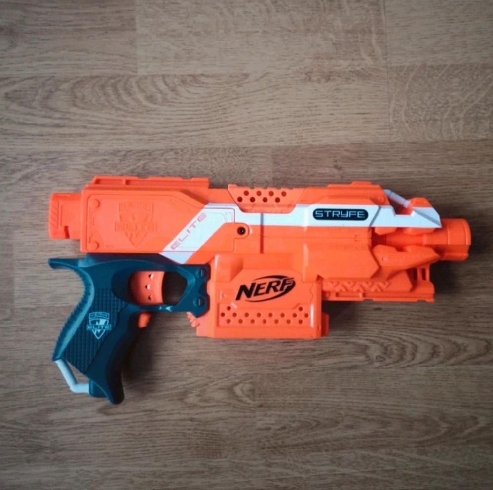 wyrzutnia pistolet na strzałki Nerf star wars