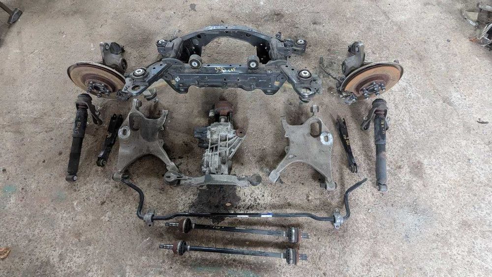 Ходова задня взборі підрамник ступиця Вольво Volvo S90 2017 - 2025