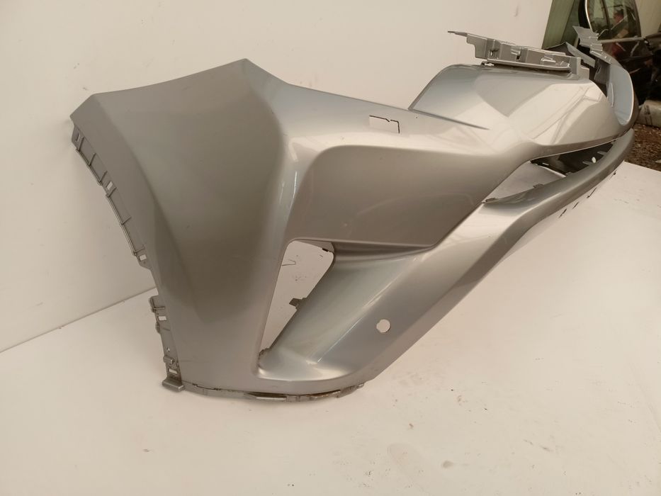 Toyota RAV4 IV 4 lift FL 15-19 zderzak przedni przód PDC