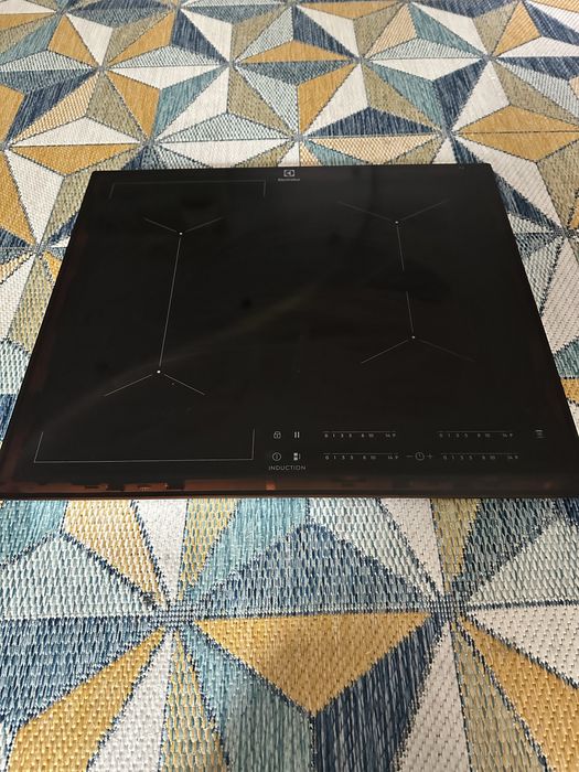 Plyta indukcijna Elektrolux EIV634