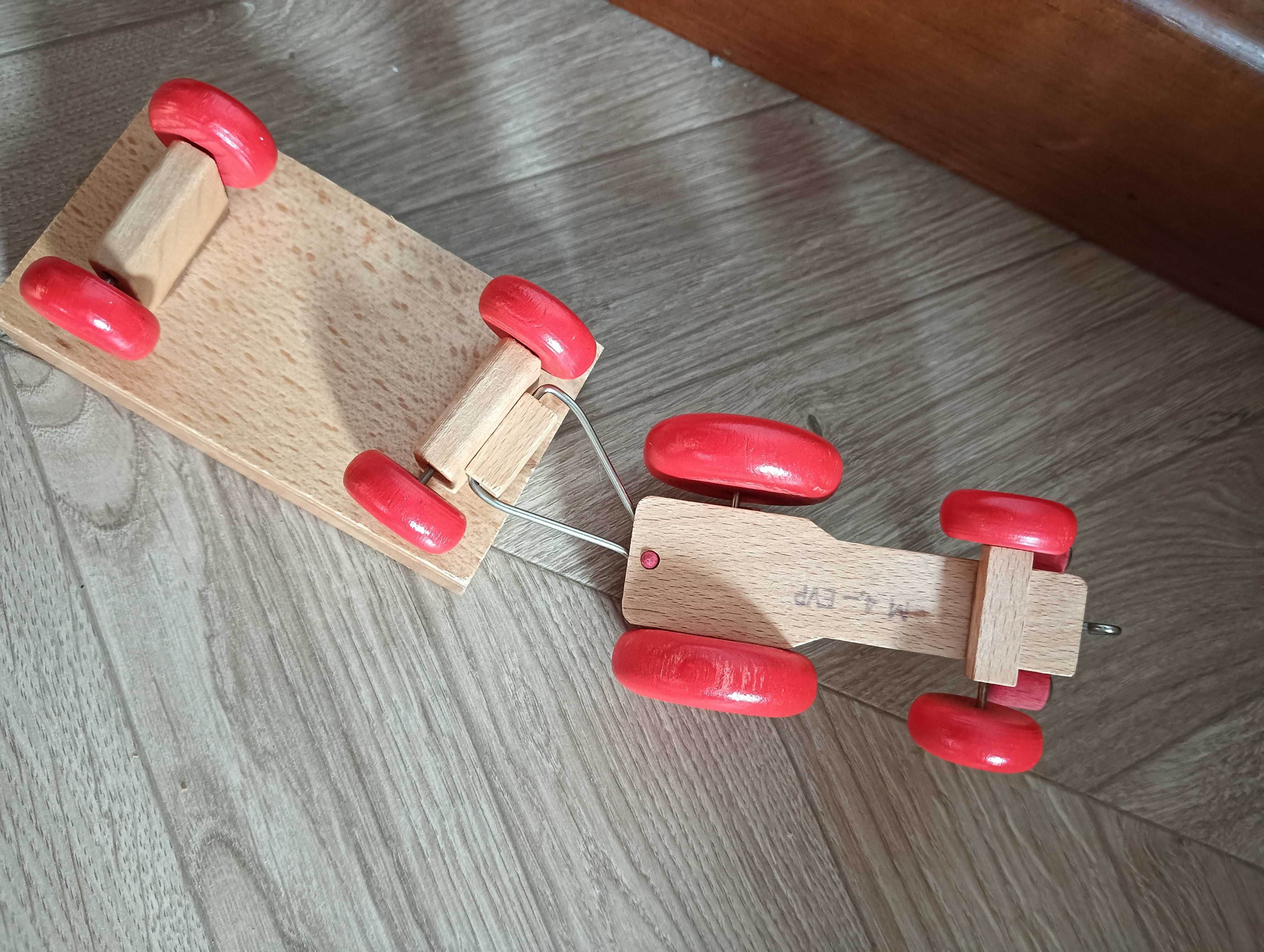 Drewniany traktor traktorek z przyczepką