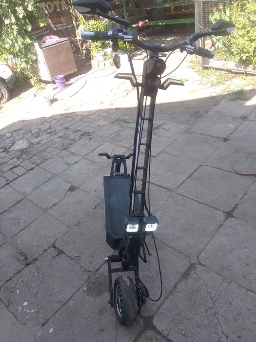 Продам электросамокат