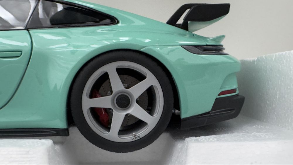 Porsche 911 GT3 - Norev 1:18 (zmienione felgi)