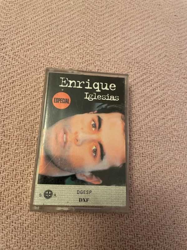 Cassete Enrique Iglesias, Especial