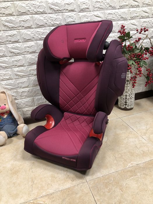 Автокрісло Recaro Monza Nova 2 Seatfix група 2/3 (15-36кг) рекаро