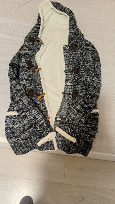 Тепла, м'яка, кофта-кардиган