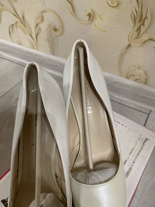 Белые туфли 37 размер