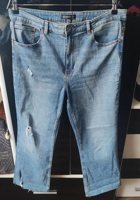 Spodnie Sinsay z dziurami 44 2XL