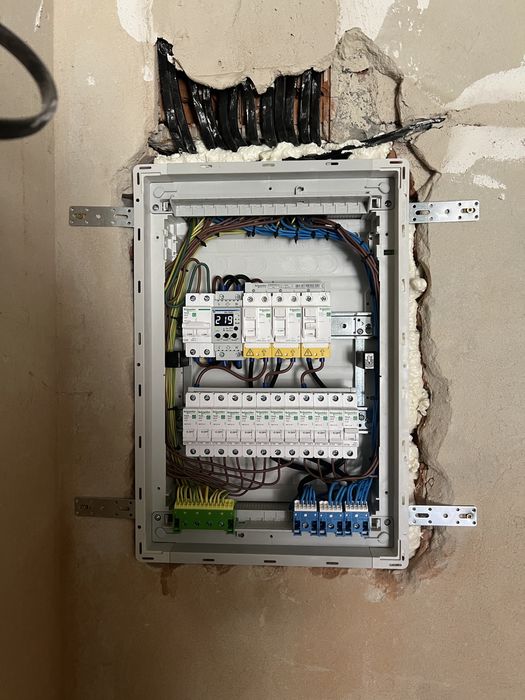 Електромонтаж, електрик, електромонтажні роботи Івано-Франківськ