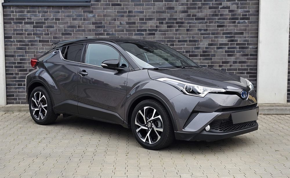 Toyota C-HR 1.8 Hybryda Bogate Wyposażenie