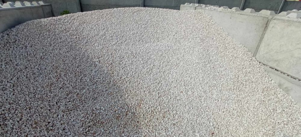 Kamień ogrodowy grys biała Marianna