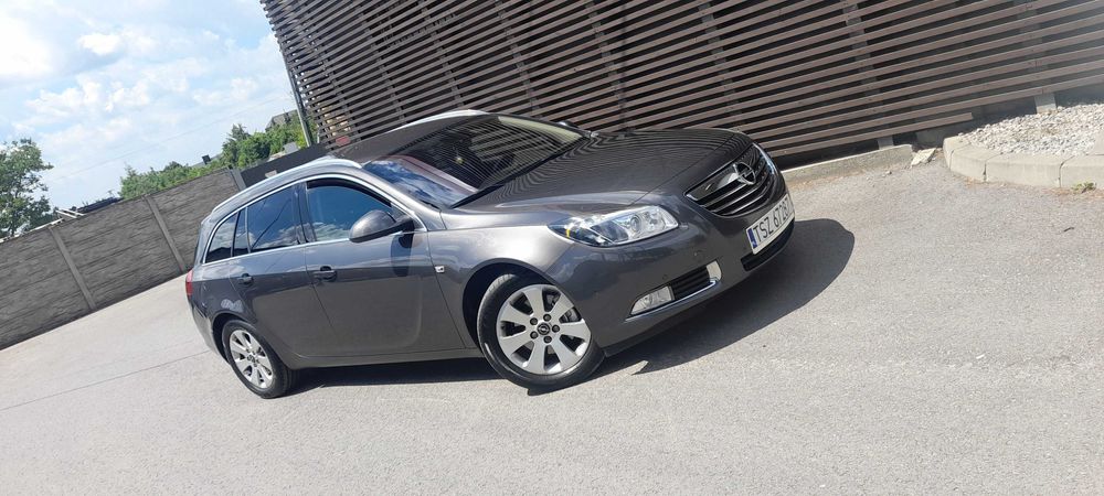 Opel Insignia **Klima*Xenon ksiazka serwis Osoba Prywatna Wzorowy Stan