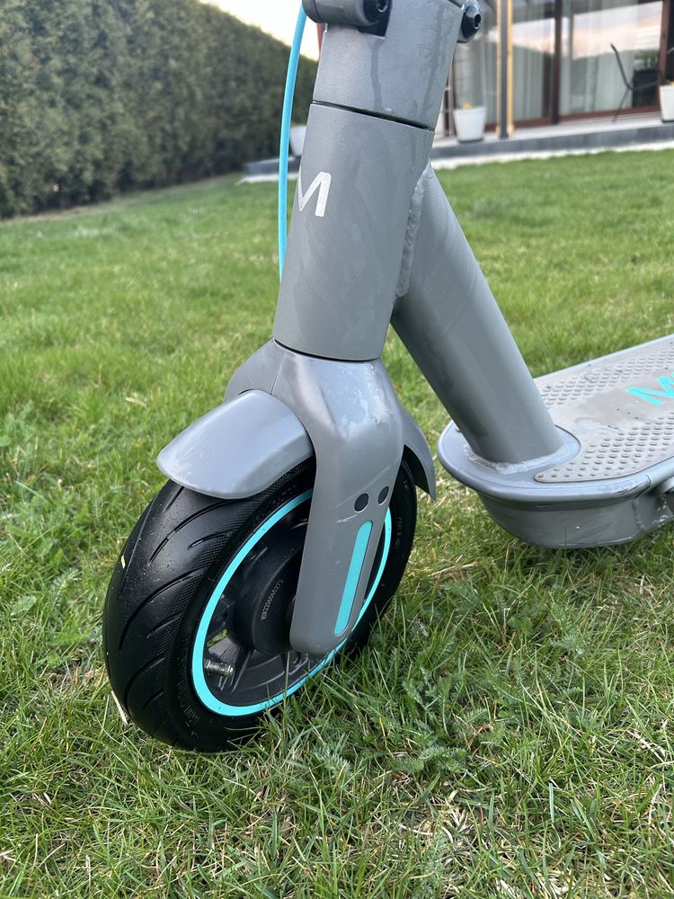 Hulajnoga Motus Scooty 10 2022