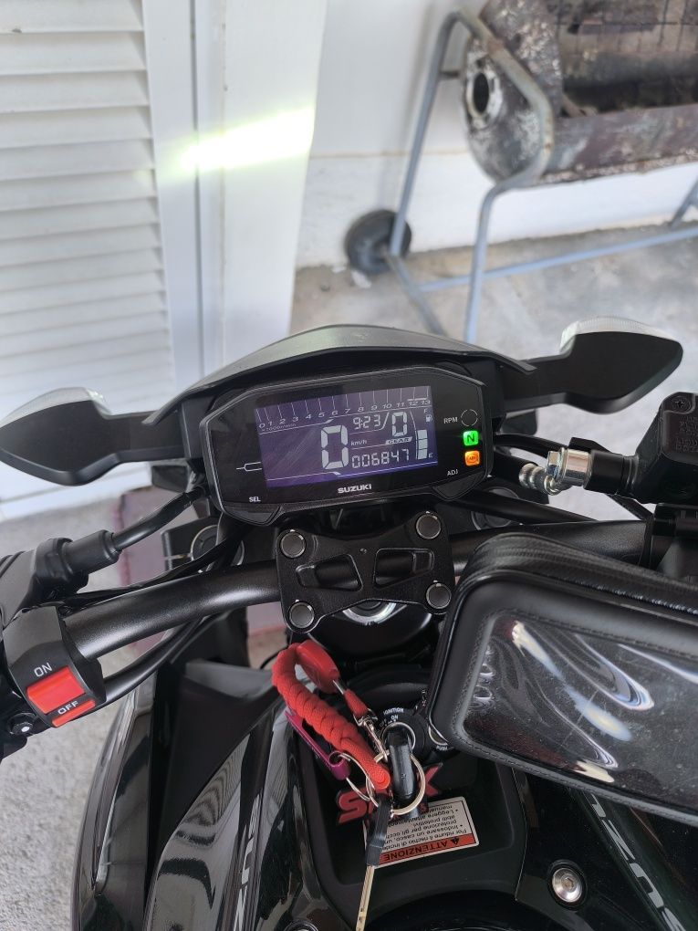 Moto GSXS 125 fire blade