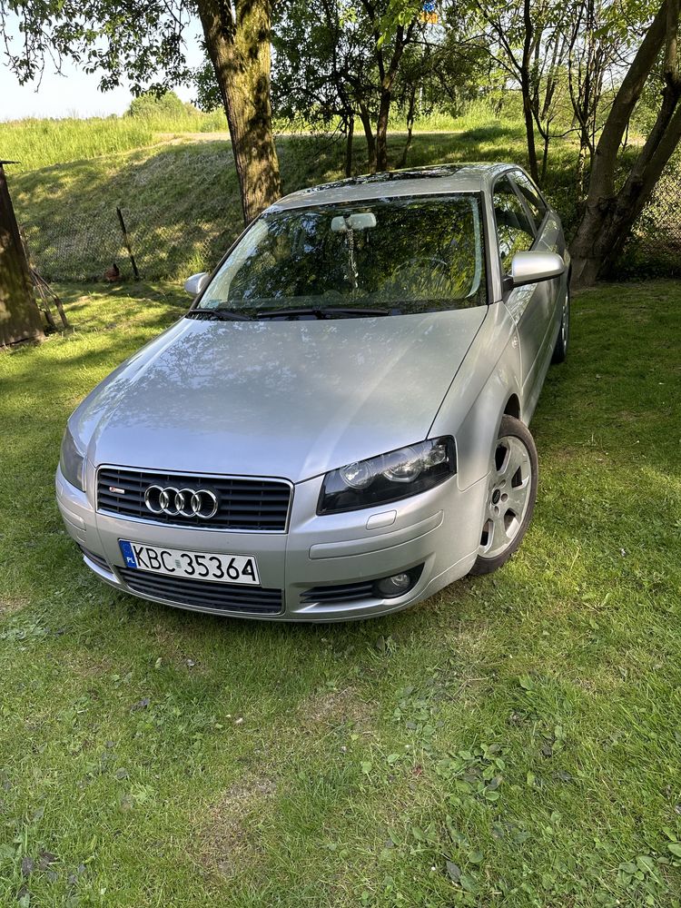 Audi a3 8p s-line 1,6 benzyna