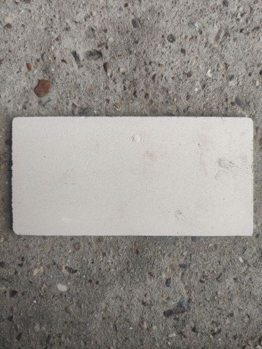 Продам плитку кабанчик