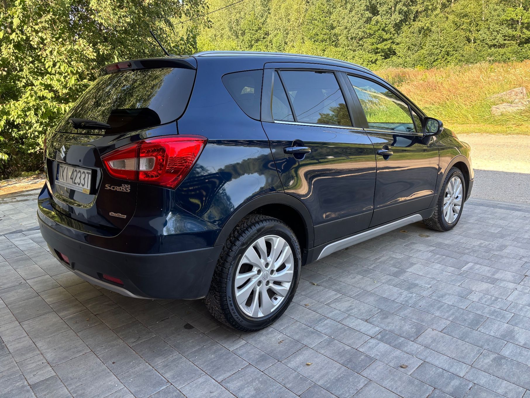 Suzuki SX4 S-Cross 1.4T 4x4 kamera cofania, Key less, podgrzewane fotele