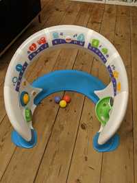 Tor kulkowy prezent Wielkanoc Fisher Price siadanie raczkowanie bramka