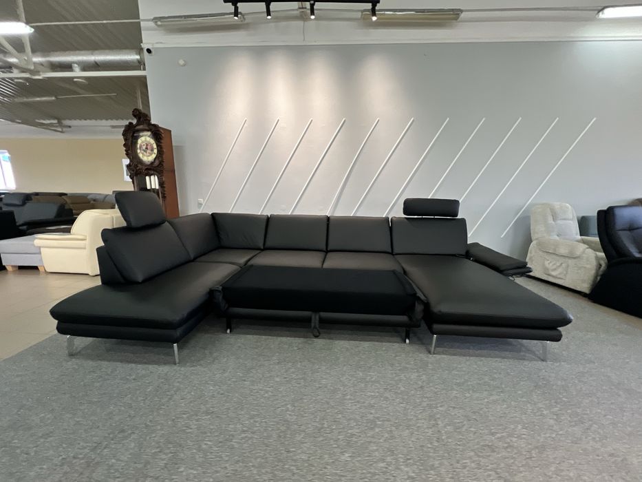 Виставковий диван великий шкіряний розкладний чорний реклайнер