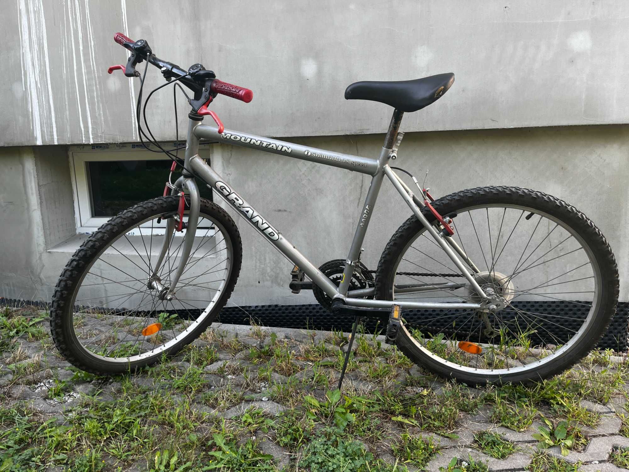 Trzy rowery męskie
