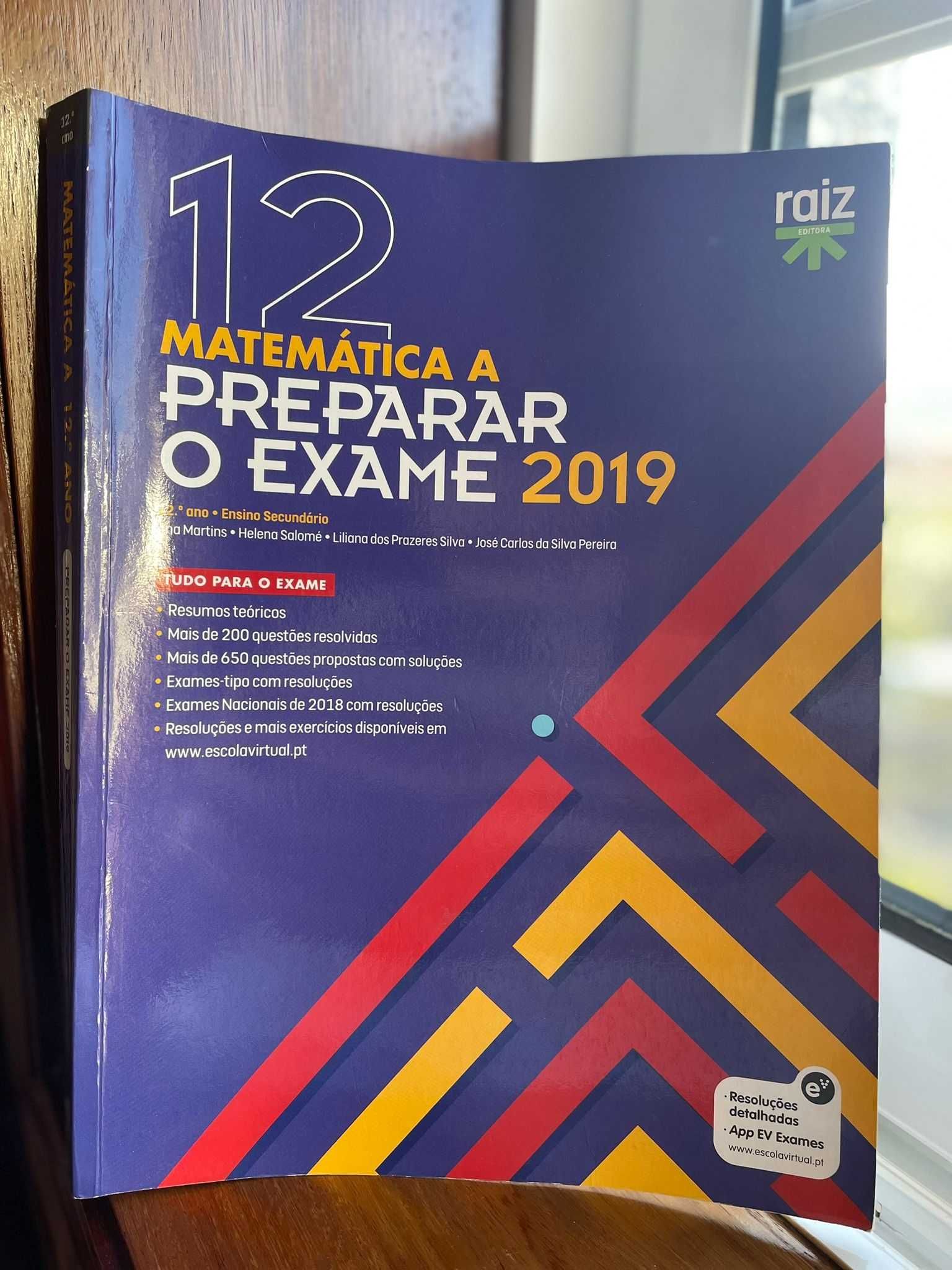 Livro de Preparação ao exame 2019 MATEMÁTICA A