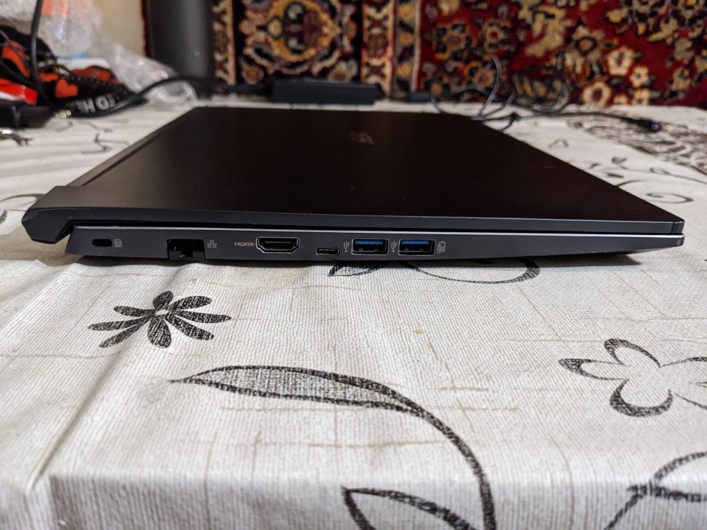 Продам ноутбук Acer Aspire 7 1050 i5-9300h