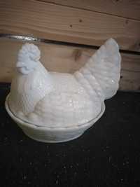 Kura ceramiczna PRL biała