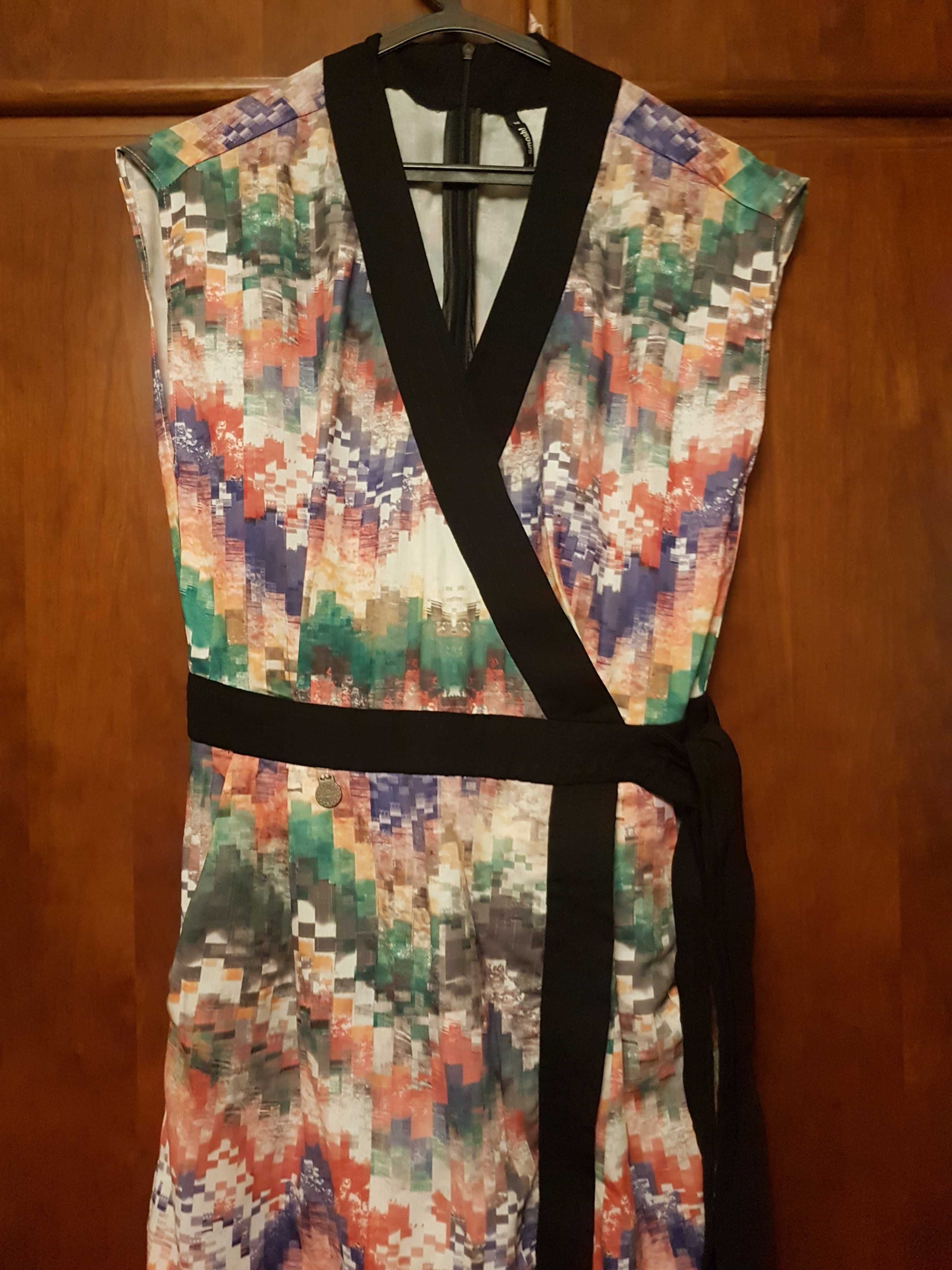 Vestido calção, com muito pouco uso.