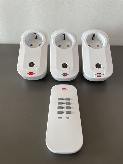 Zestaw 3 gniazd sterowanych pilotem Brennenstuhl