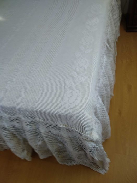 Colcha de renda feita á mão