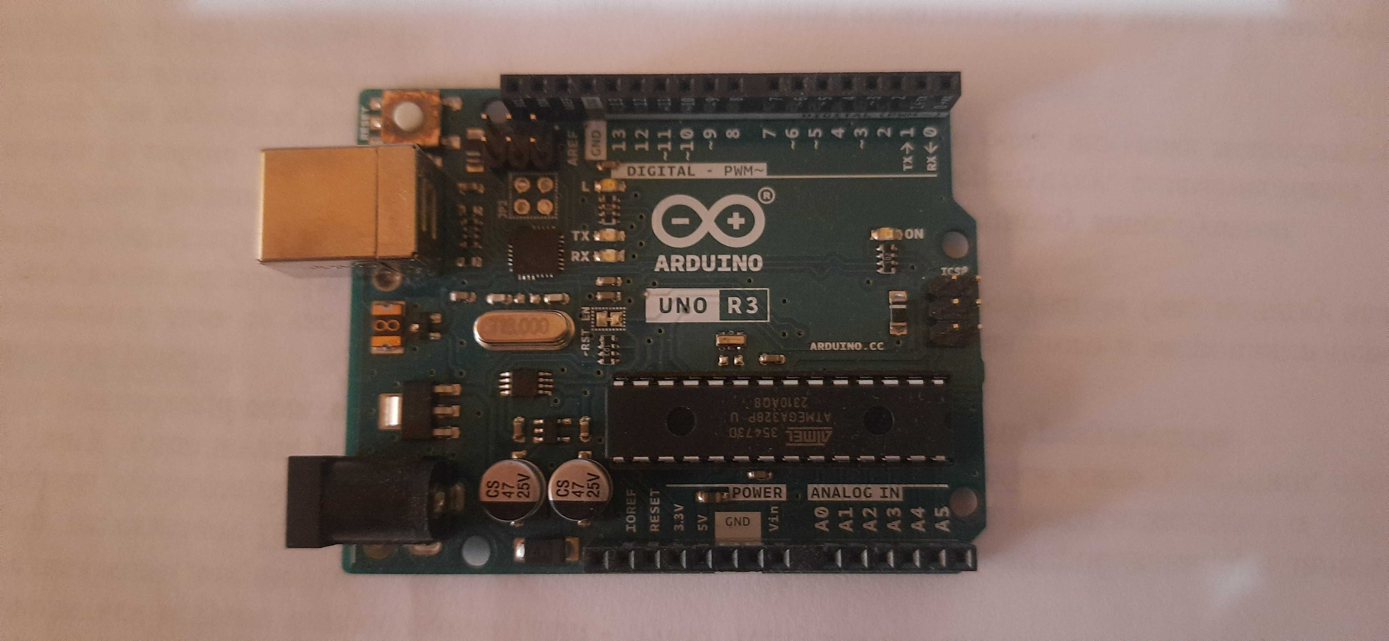 Плата Arduino Uno Rev3 + бонус