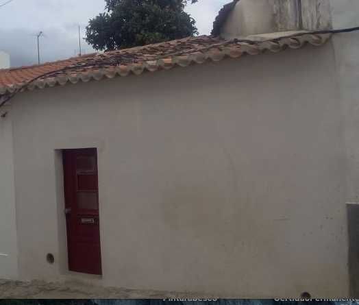 Vende-se imóvel na cidade de Moura