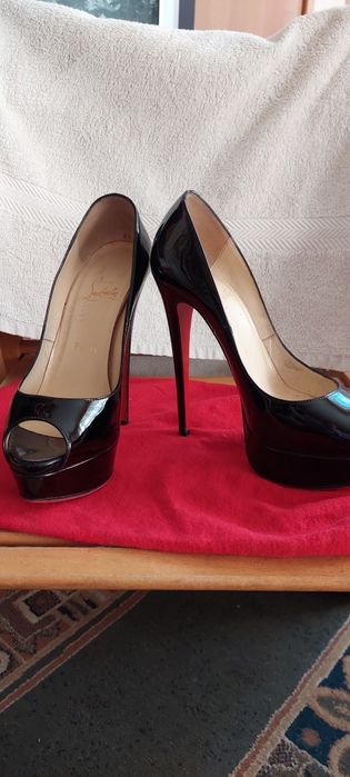 Продам туфли Christian Louboutin, размер 37,  Цена 12000,торг уместен
