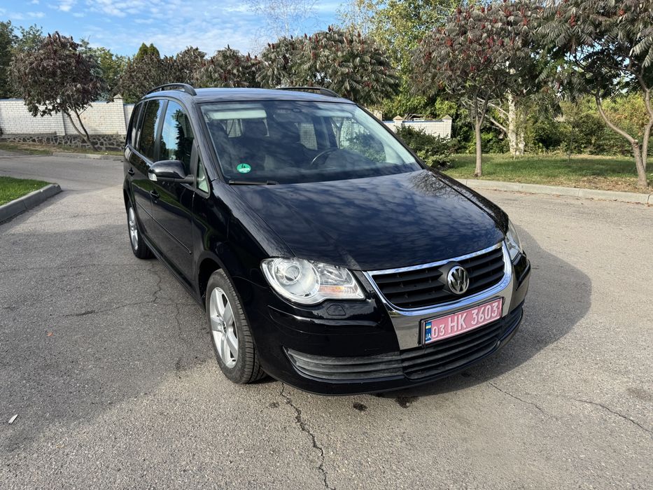 Volkswagen Touran 2009 р. 1,6mpi